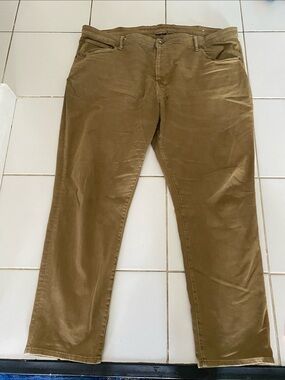 American Eagle Outfitters Men's Chinos in Olive Brown